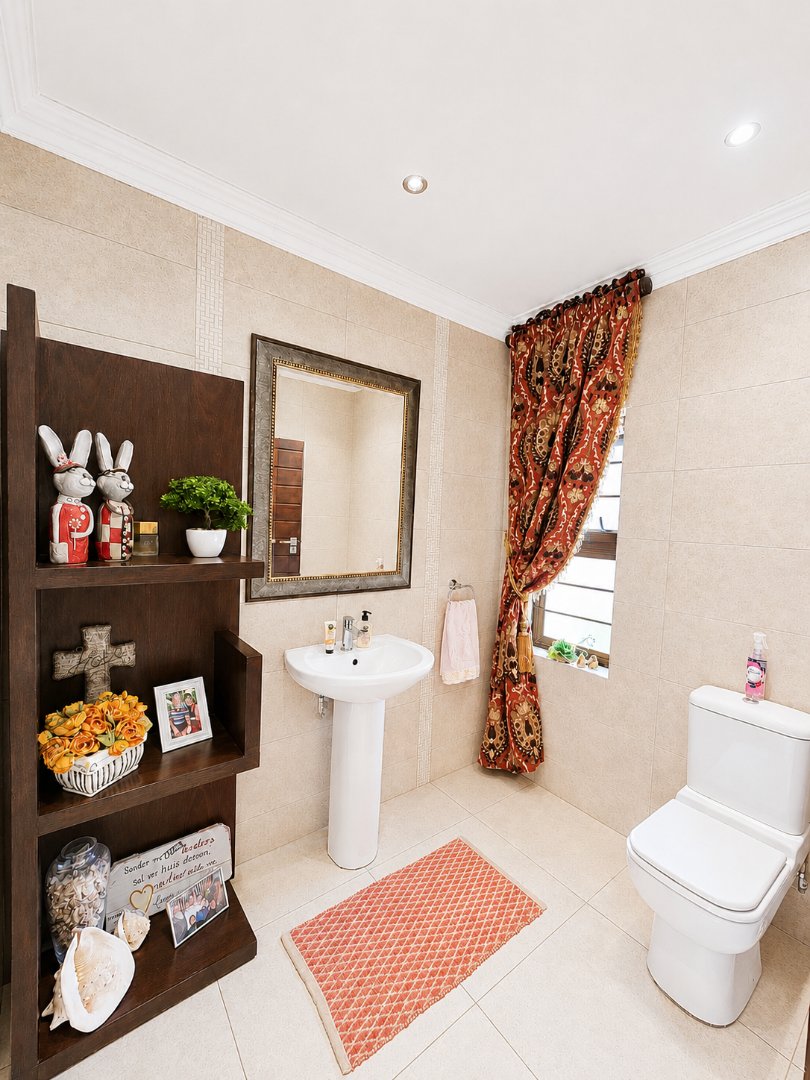 4 Bedroom Property for Sale in Wilkoppies North West